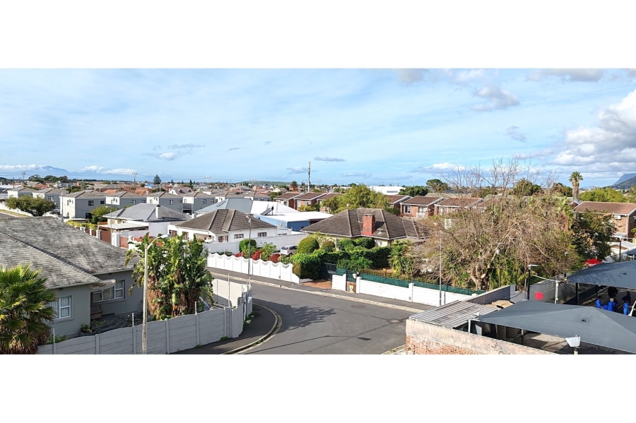 1 Bedroom Property for Sale in Heathfield Western Cape